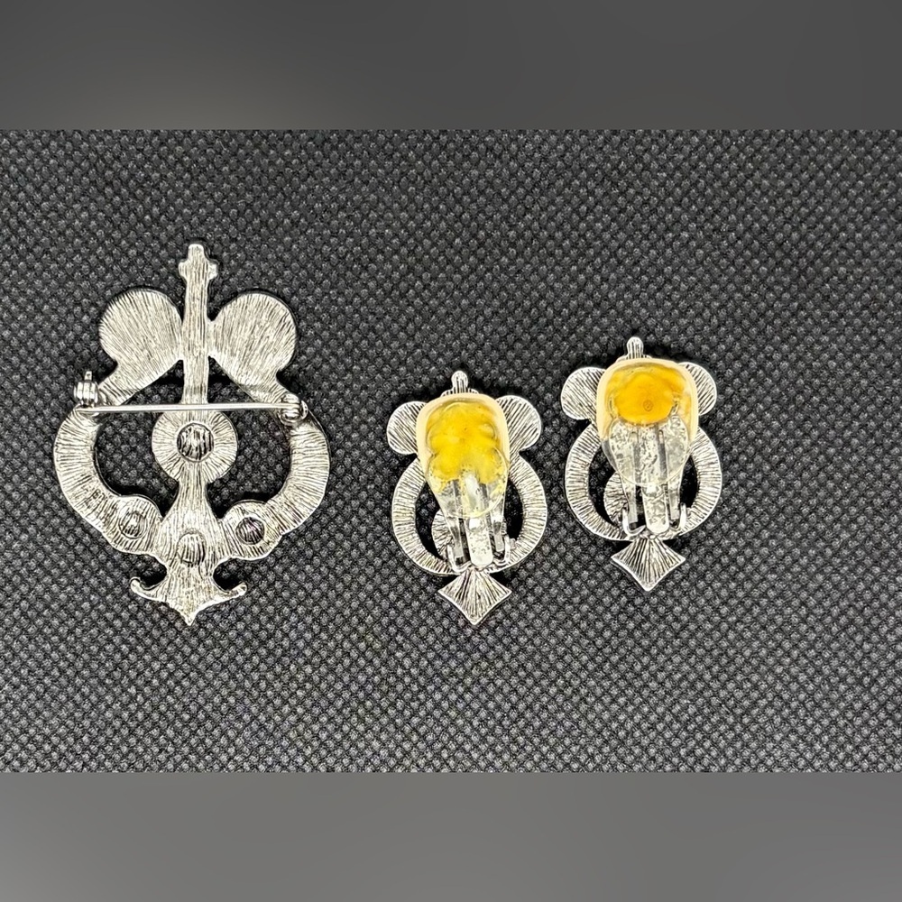 Aztec Style Silver Tone Turquoise Inlay Brooch & Clip-On Earring Set - Picture 3 of 9
